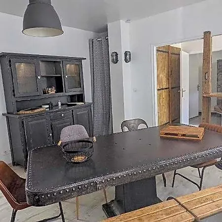 Street App'art Lüks kamp alanı Saint-Quentin (Aisne)